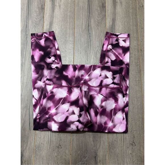 Lululemon Wunder Under sz 8 - Picture 1 of 3